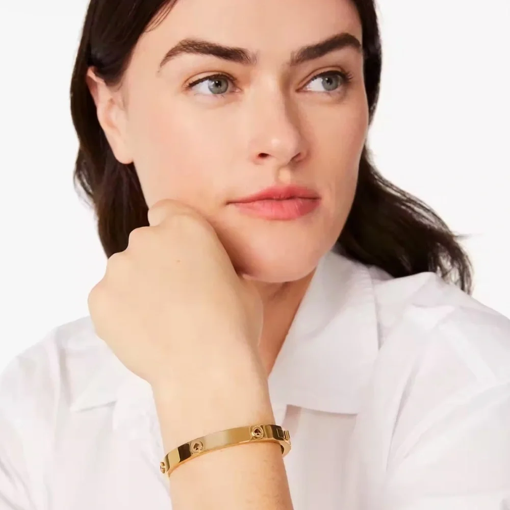KATE SPADE • Gold Spot The Spade Bangle Bracelet - Picture 2 of 4
